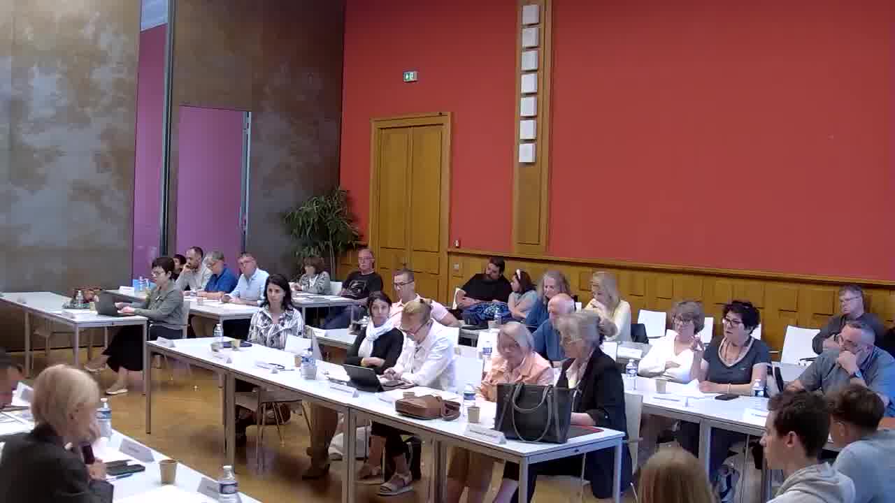 9. Ecoles publiques élémentaires et maternelles – Signature d’une convention d’objectifs avec « Lire et faire lire »
