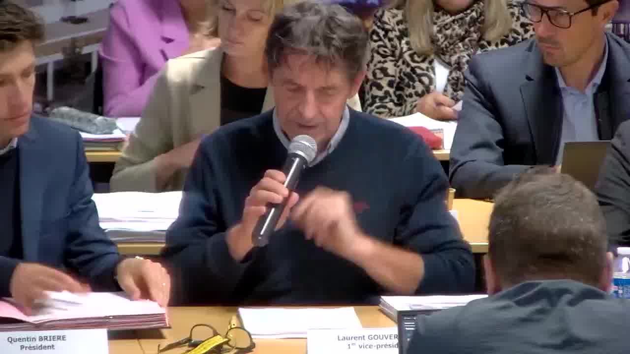 18. Versement mobilité – exonération pour la fondation Lucy Lebon et l’ADASMS